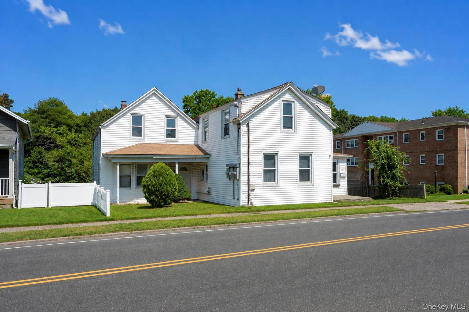 Single Family N Corona Avenue Nassau County, NY 11580, MLS-1035853-2