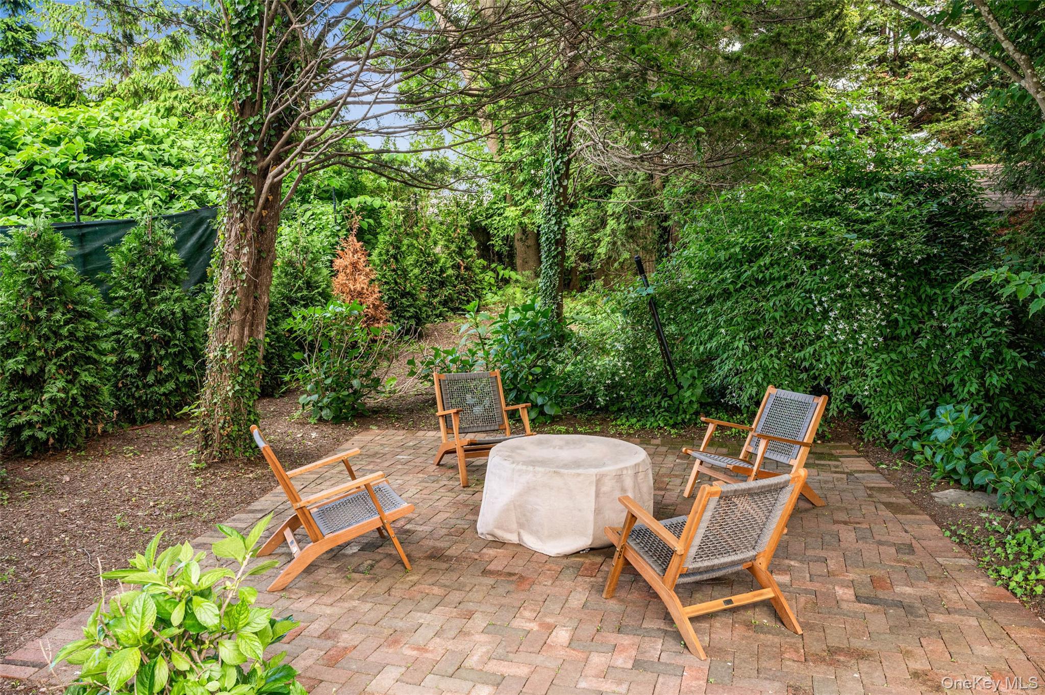 Single Family N Main Street Suffolk County, NY 11968, MLS-1035855-23