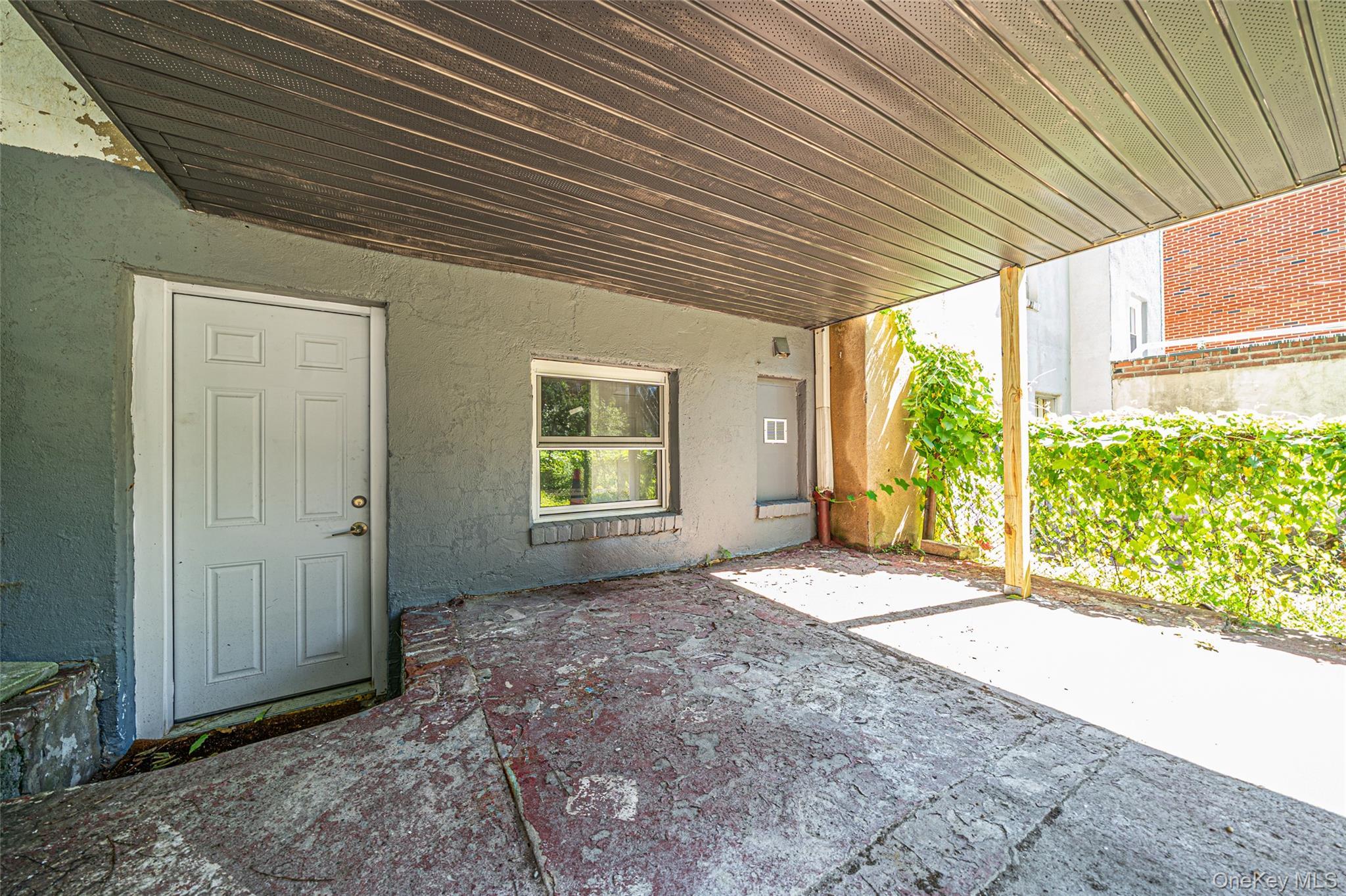 Single Family E 230th Street Bronx, NY 10466, MLS-1035873-36