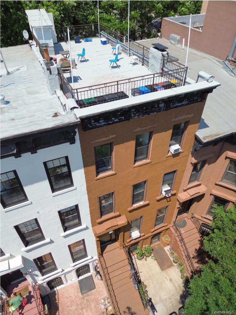 Single Family Lafayette Avenue  Brooklyn, NY 11221, MLS-1035875-2