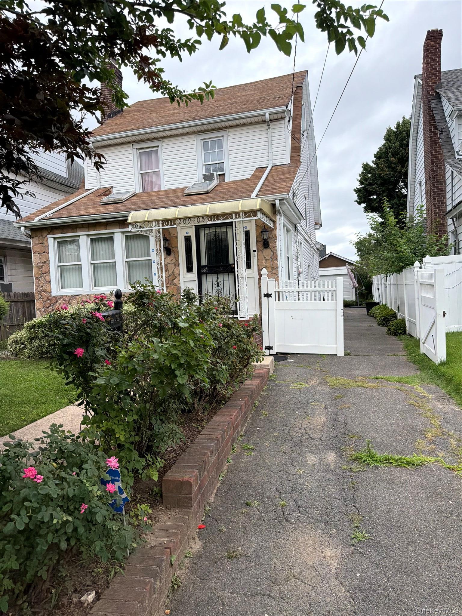 Single Family Hollis Avenue  Queens, NY 11429, MLS-1035878-2