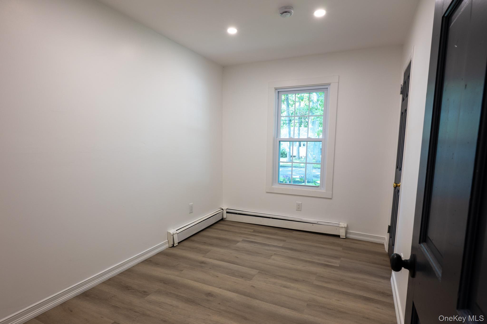 Single Family Silver Road Suffolk County, NY 11951, MLS-1035882-15