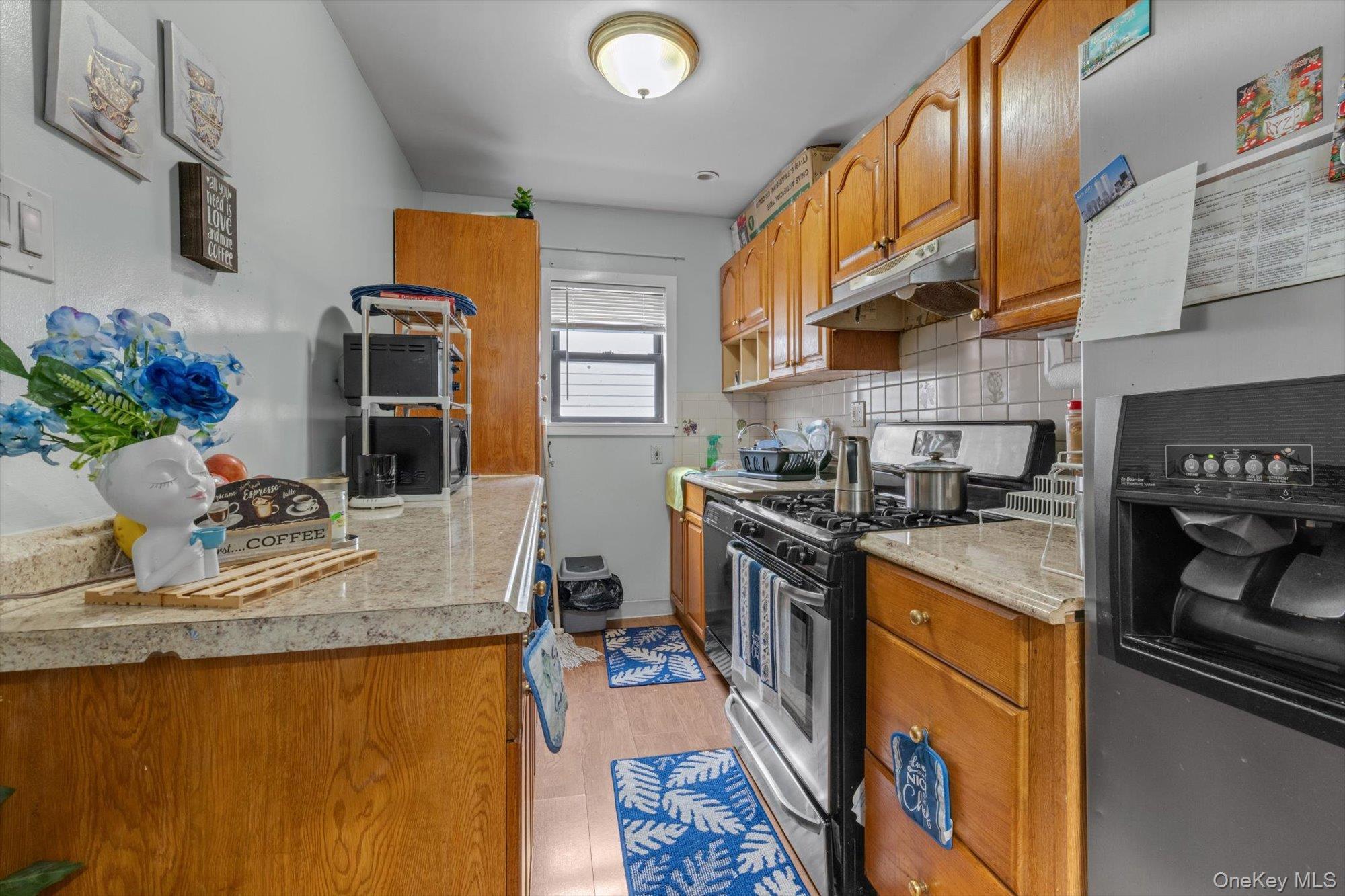 Single Family Cooper Avenue Queens, NY 11385, MLS-1035884-12