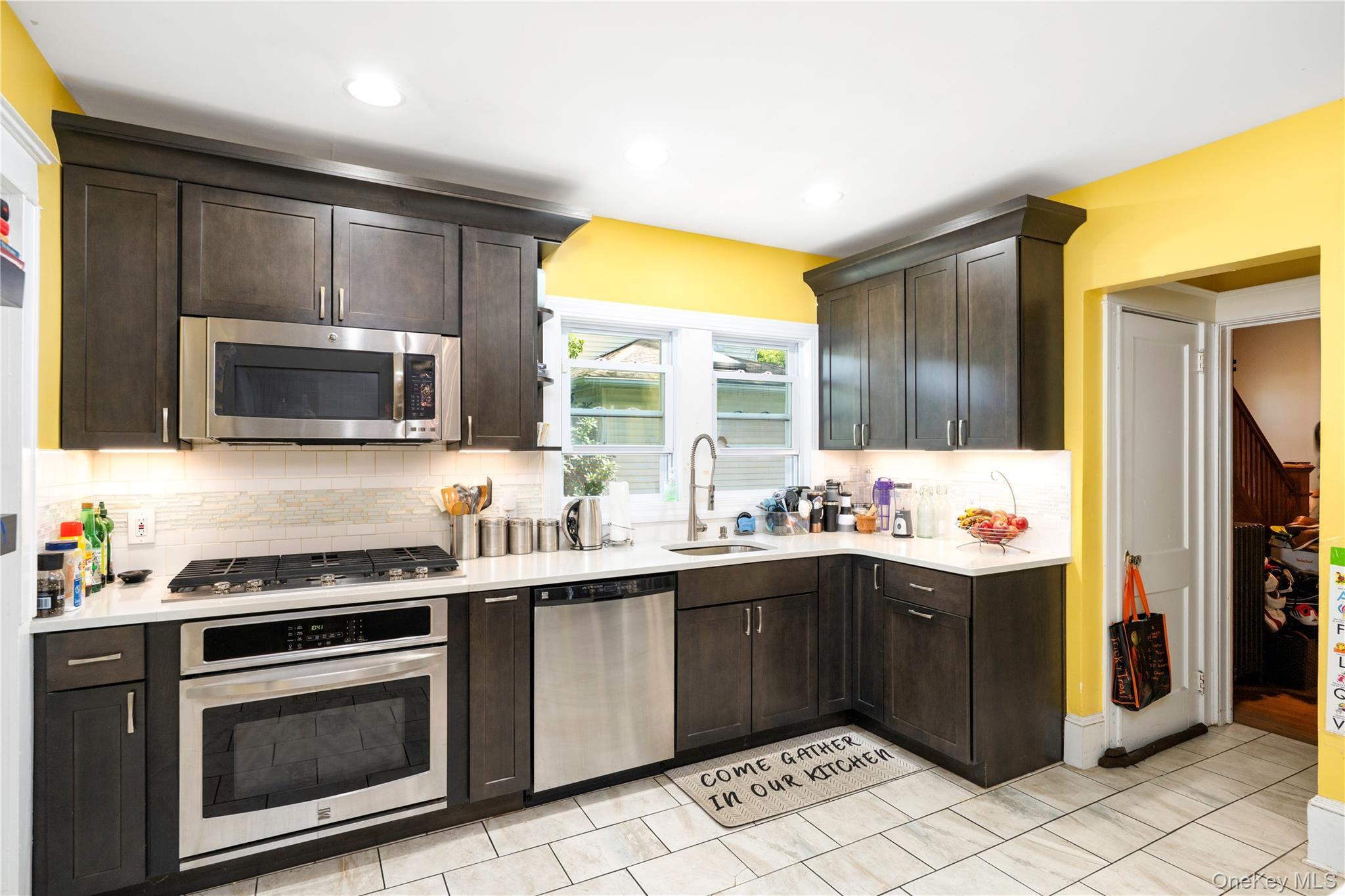 Single Family Mitchell Avenue  Dutchess County, NY 12603, MLS-1035889-6