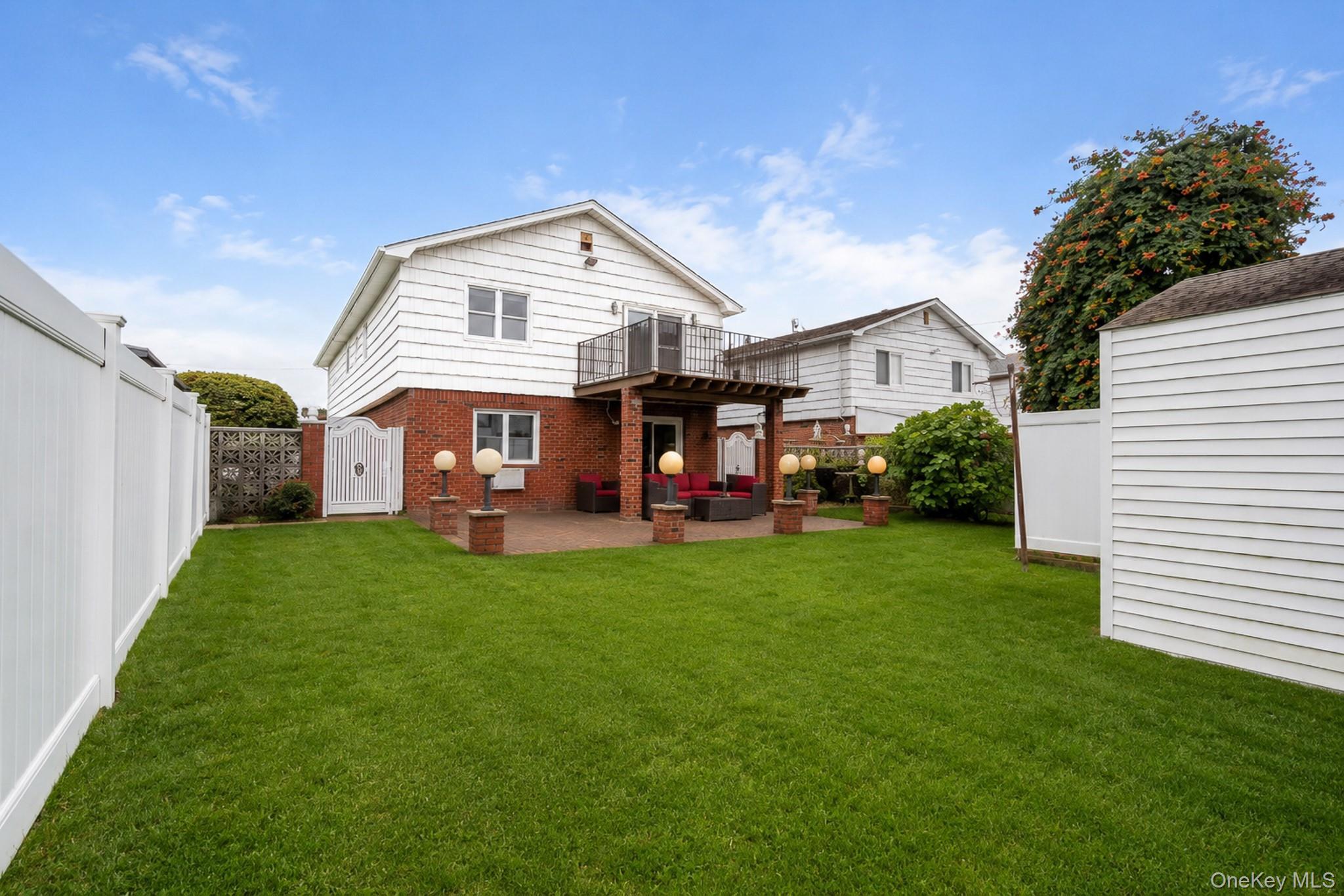 Single Family 85th Street Queens, NY 11414, MLS-1035891-17