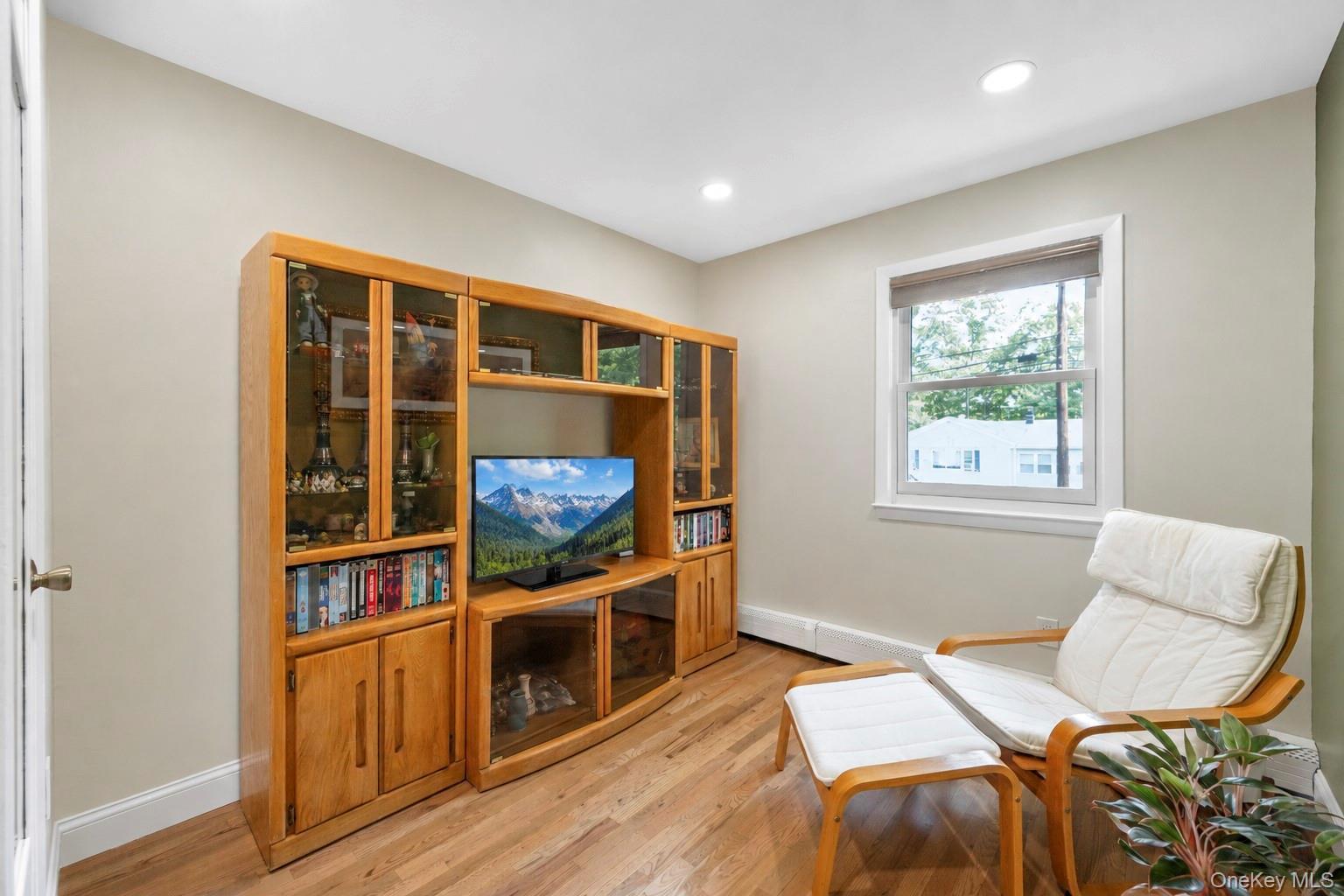Single Family Forest Avenue  Suffolk County, NY 11755, MLS-1035893-20