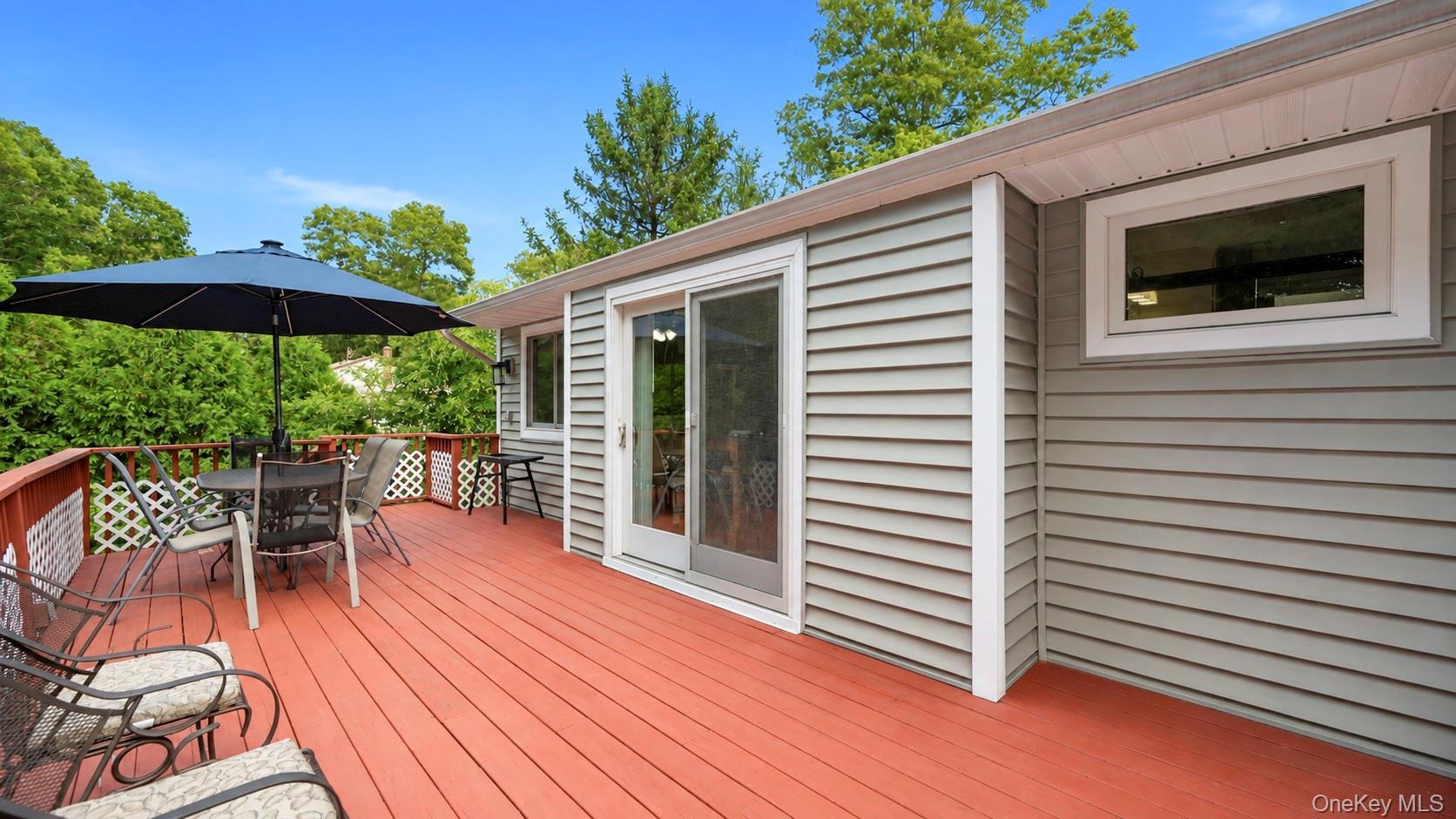 Single Family Forest Avenue  Suffolk County, NY 11755, MLS-1035893-39
