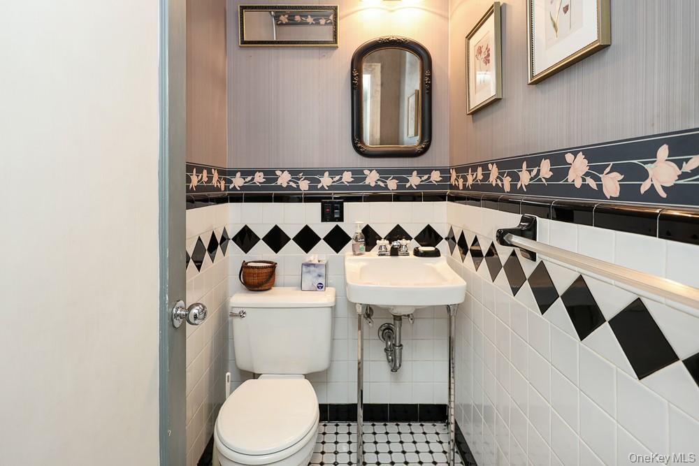 Single Family Somerset Street Queens, NY 11432, MLS-1035895-12