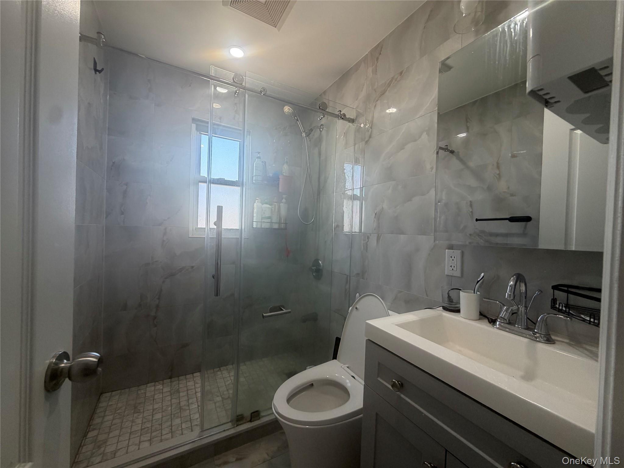 Single Family 46th Avenue  Queens, NY 11361, MLS-1035905-10