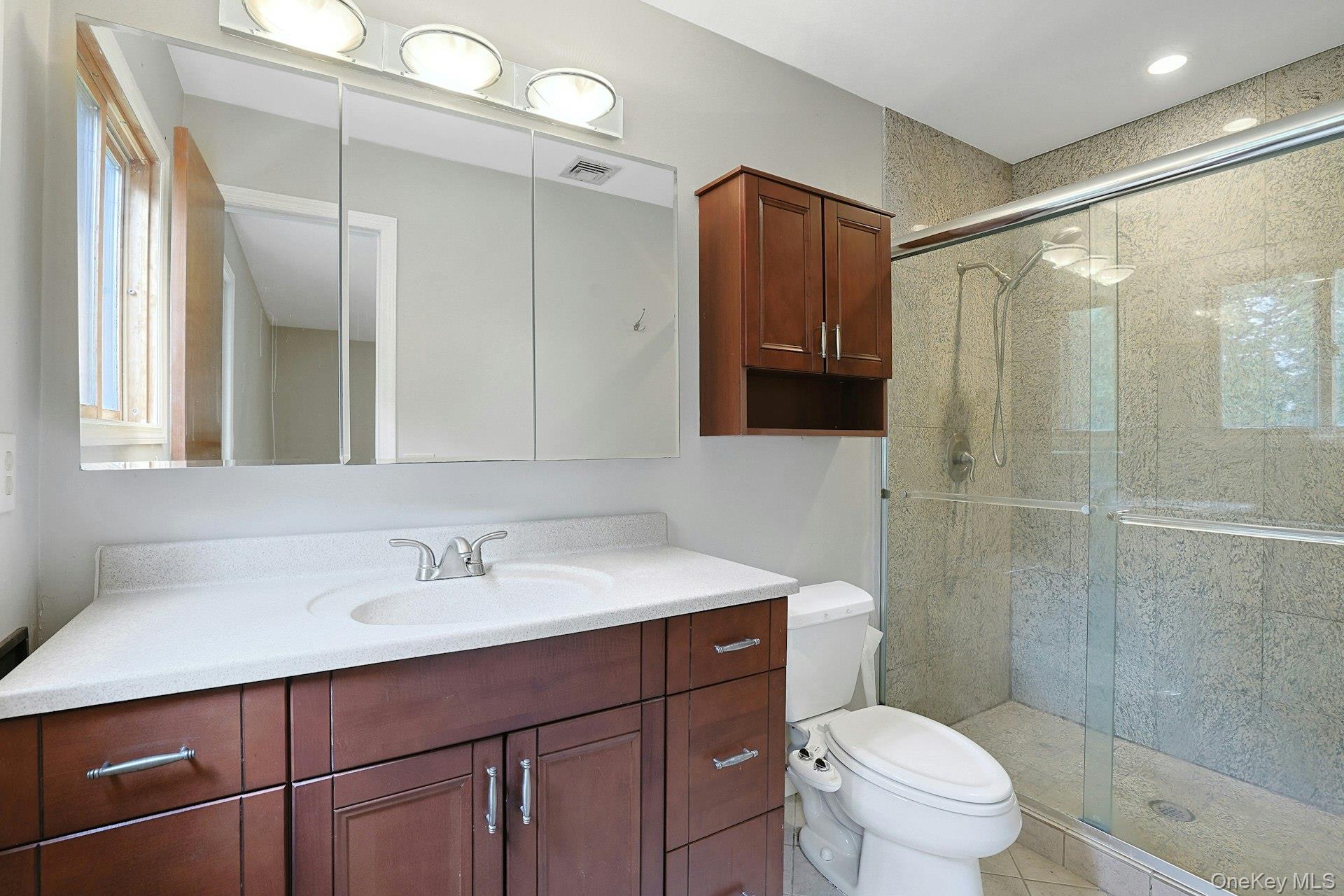 Single Family Sasson Terrace Rockland County, NY 10989, MLS-1035913-23