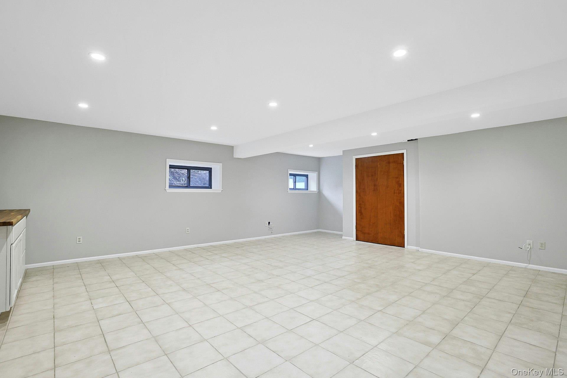Single Family Sasson Terrace Rockland County, NY 10989, MLS-1035913-24