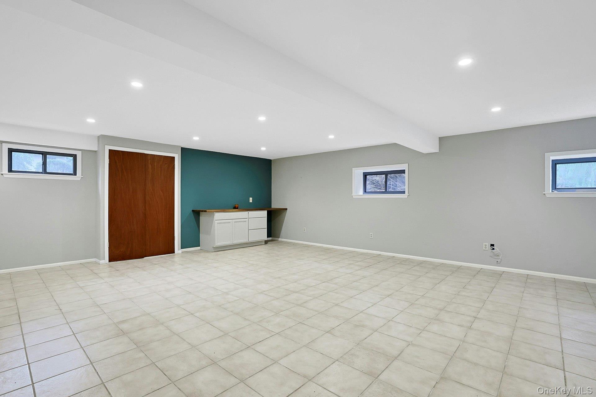 Single Family Sasson Terrace Rockland County, NY 10989, MLS-1035913-25