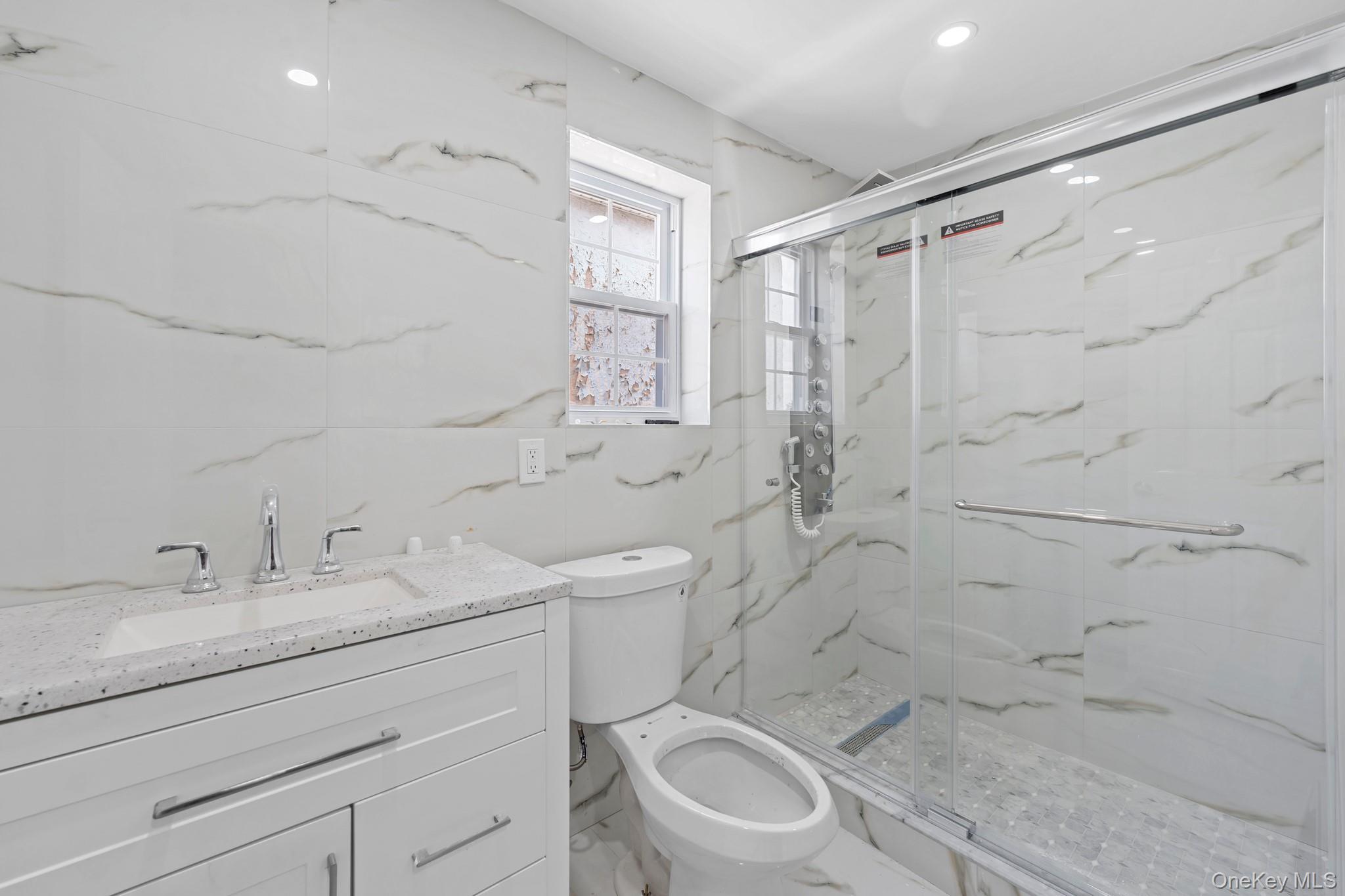 Single Family 231st Street Queens, NY 11413, MLS-1035922-9