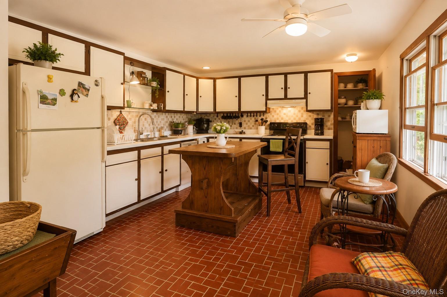 Single Family Wallkill Avenue  Orange County, NY 12589, MLS-1035923-11