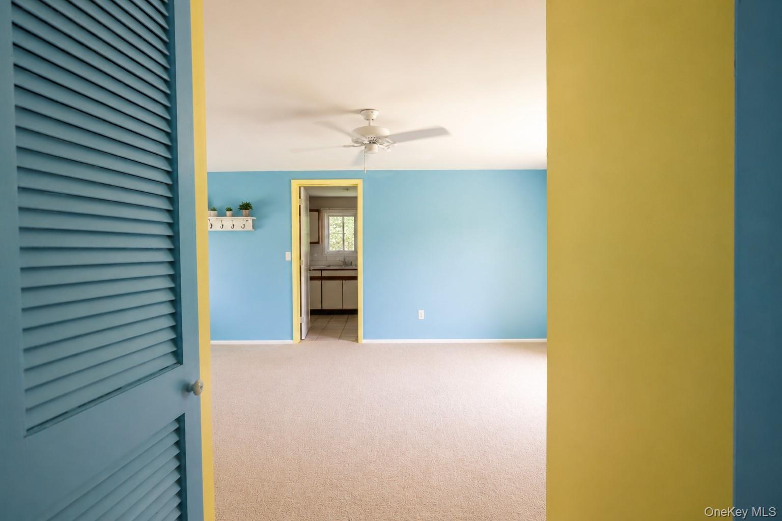 Single Family Wallkill Avenue  Orange County, NY 12589, MLS-1035923-17