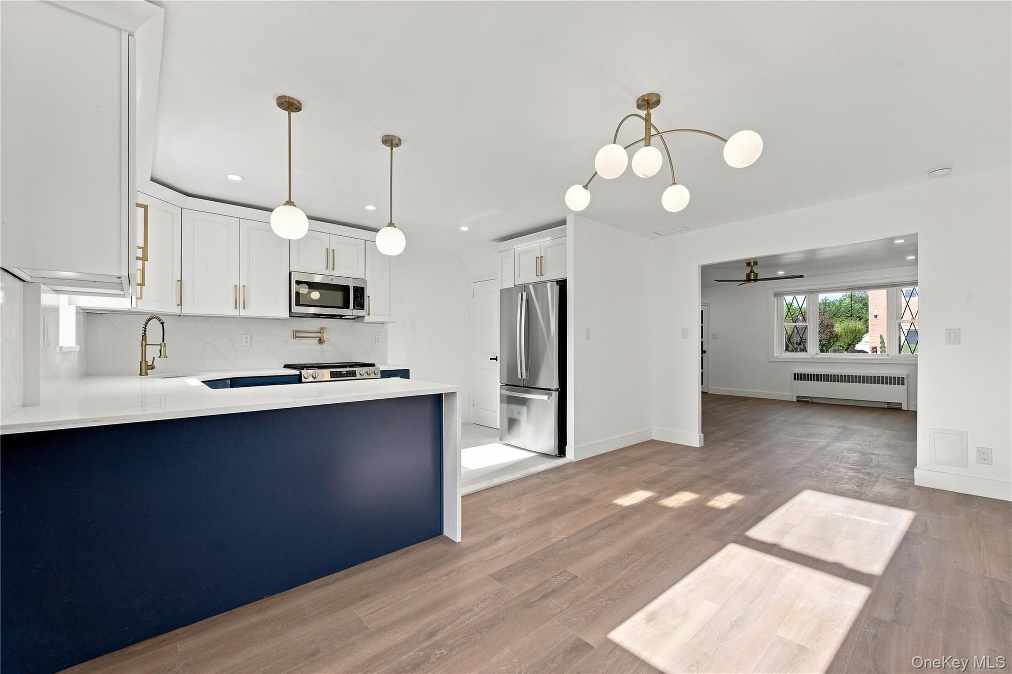 Single Family 79th Street Queens, NY 11379, MLS-1035924-21