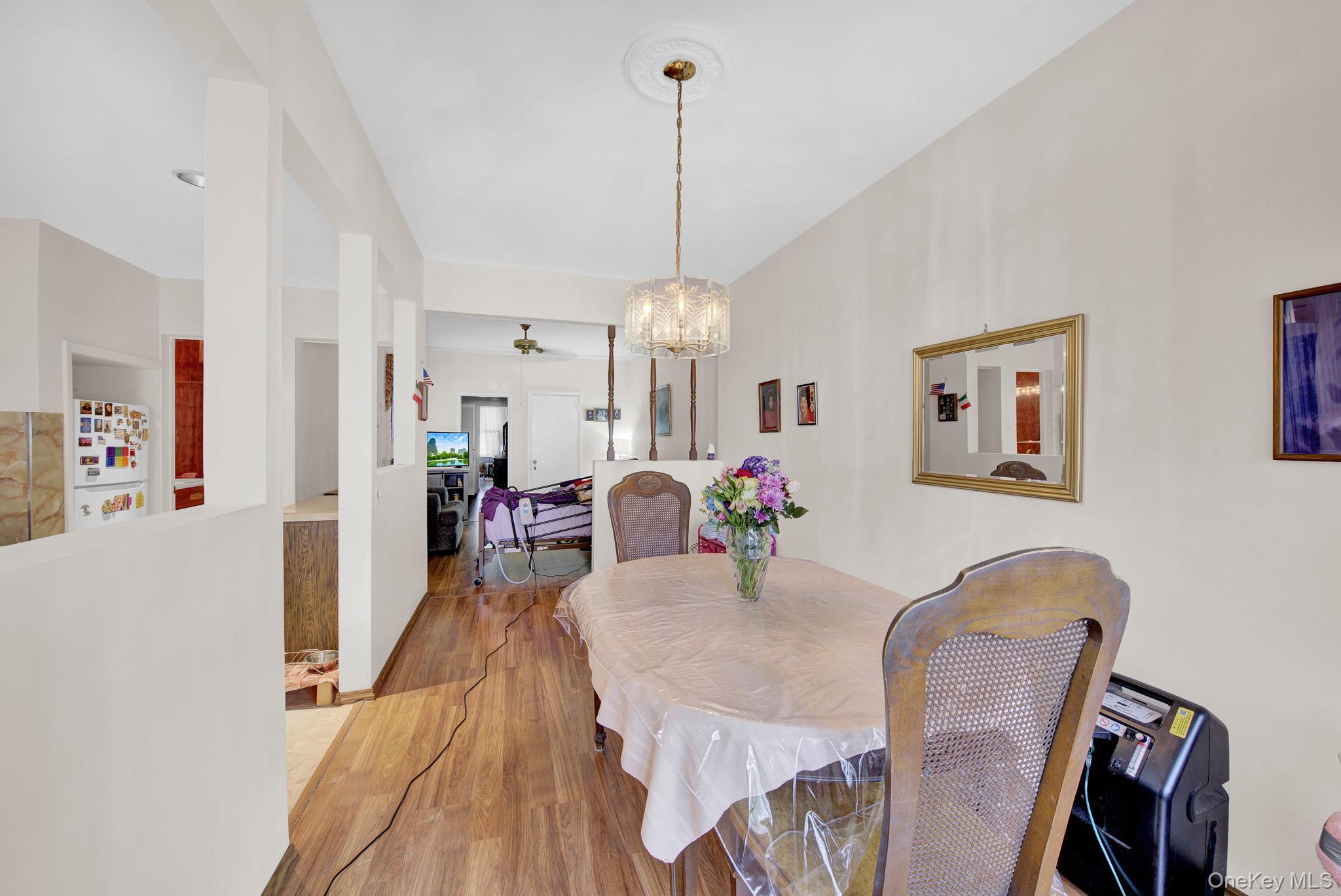 Single Family 68 Th Place  Queens, NY 11385, MLS-1035926-8