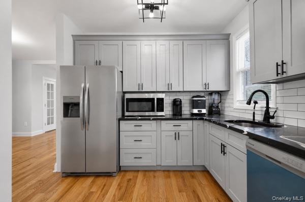 Single Family 43rd Avenue  Queens, NY 11358, MLS-1035937-4