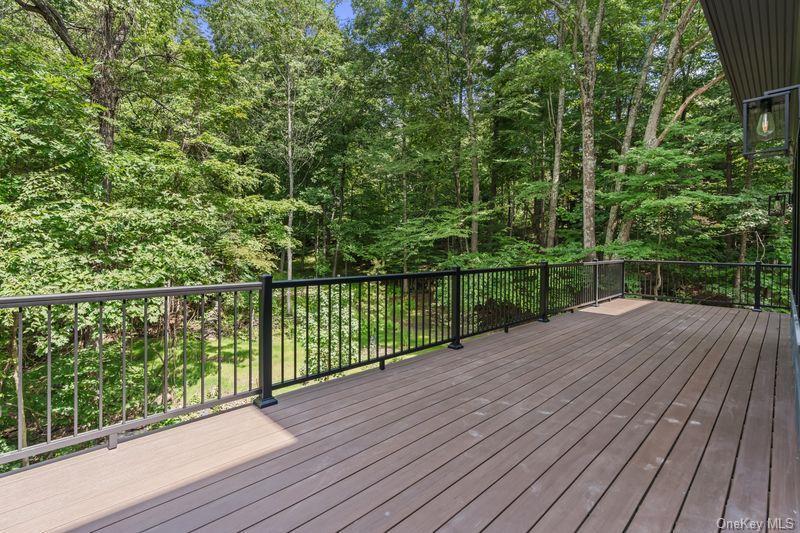 Single Family Old Logging Road Westchester County, NY 10506, MLS-1035942-23