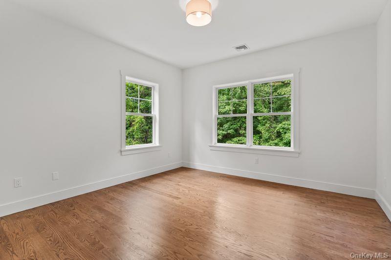 Single Family Old Logging Road Westchester County, NY 10506, MLS-1035942-40