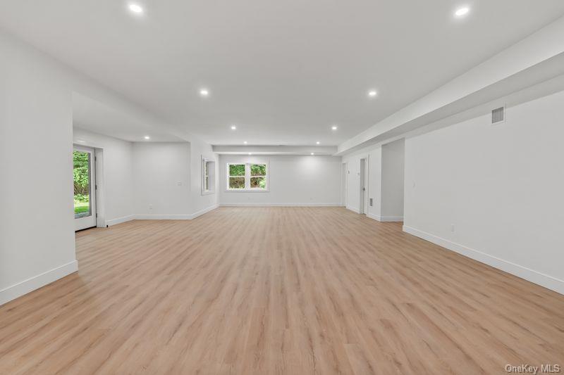 Single Family Old Logging Road Westchester County, NY 10506, MLS-1035942-44