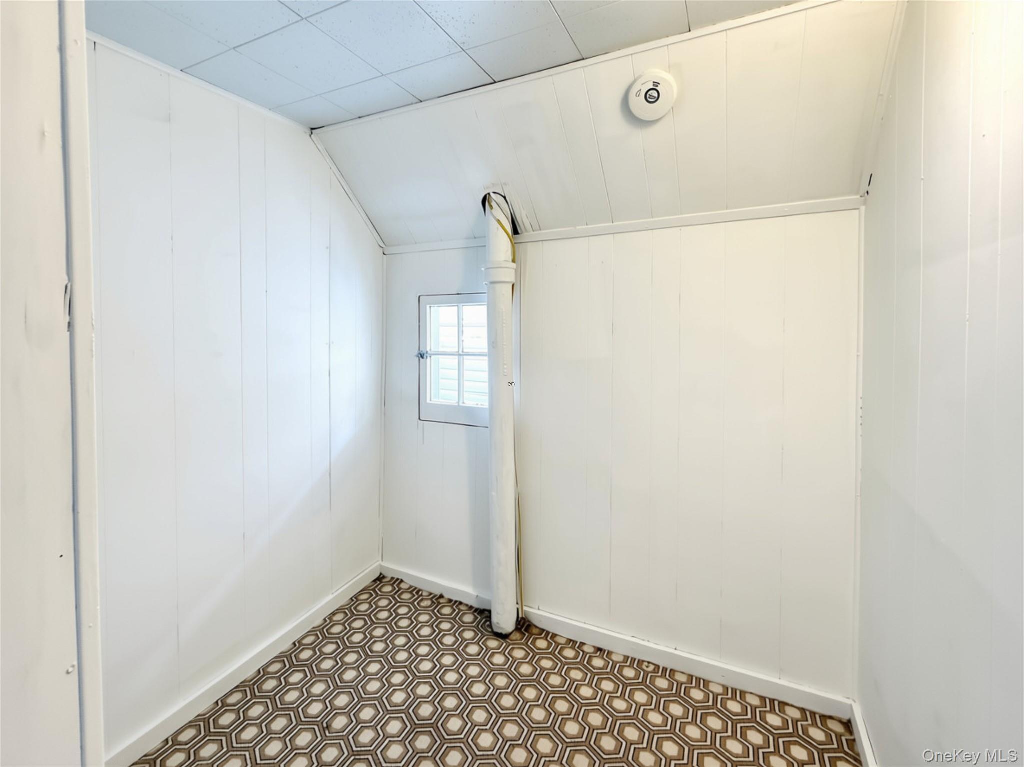Single Family Elmendorf Street Ulster County, NY 12401, MLS-1035948-19
