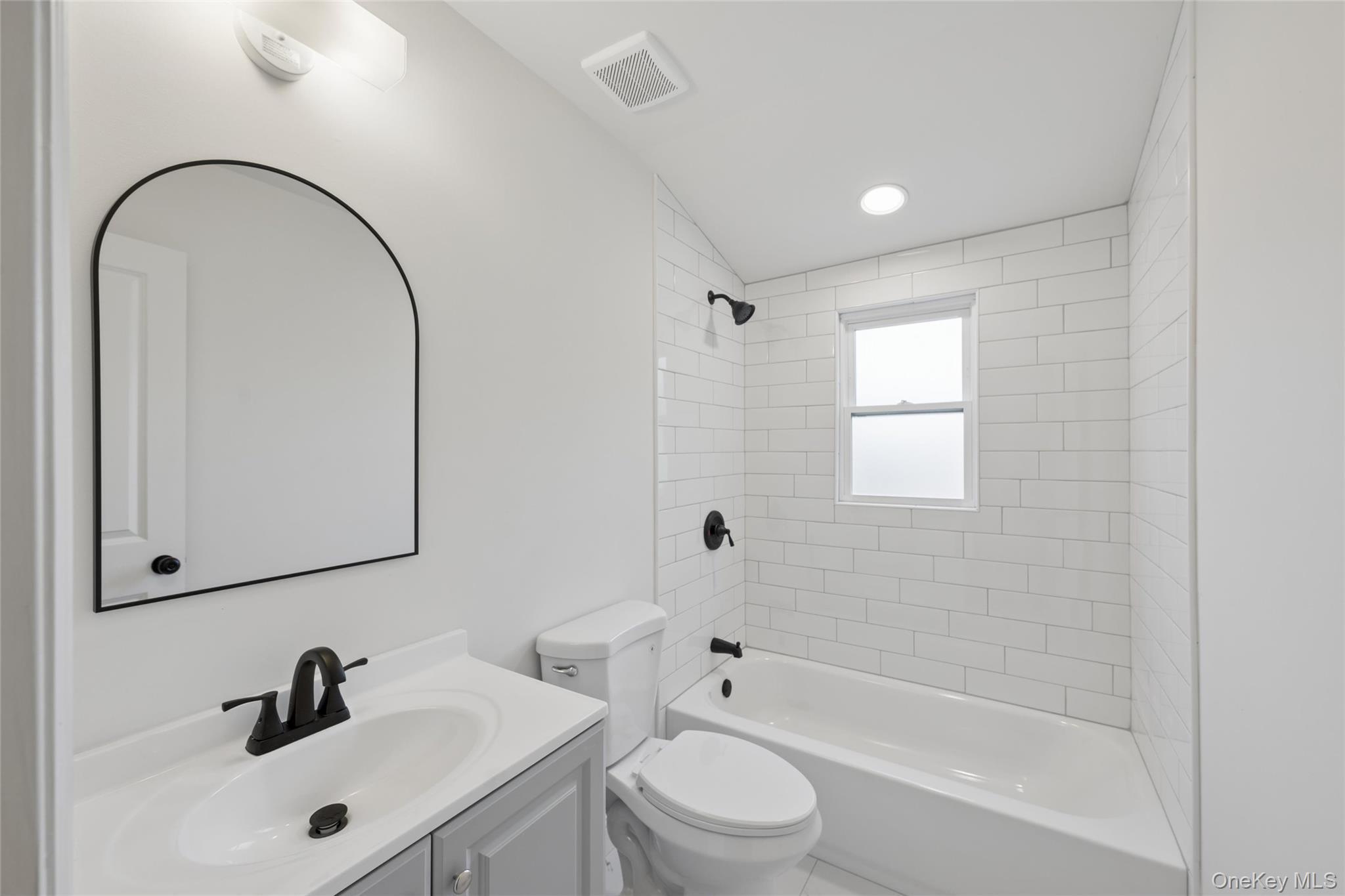 Single Family Udall Road Suffolk County, NY 11706, MLS-1035969-19