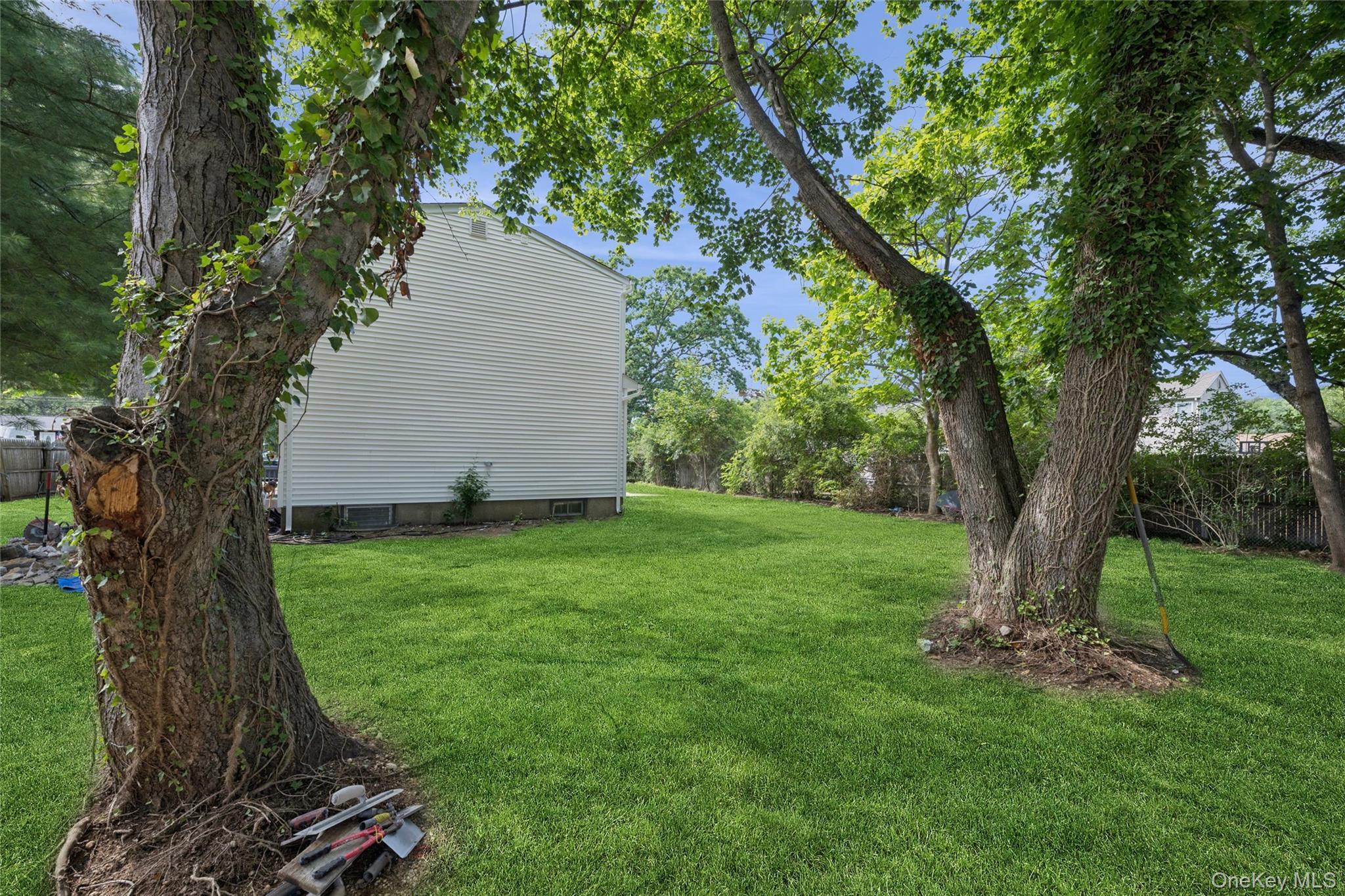 Single Family Udall Road  Suffolk County, NY 11706, MLS-1035969-30