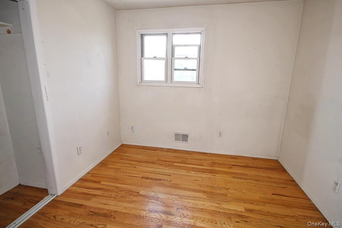 Single Family Abbey Road Staten Island, NY 10308, MLS-1035975-10
