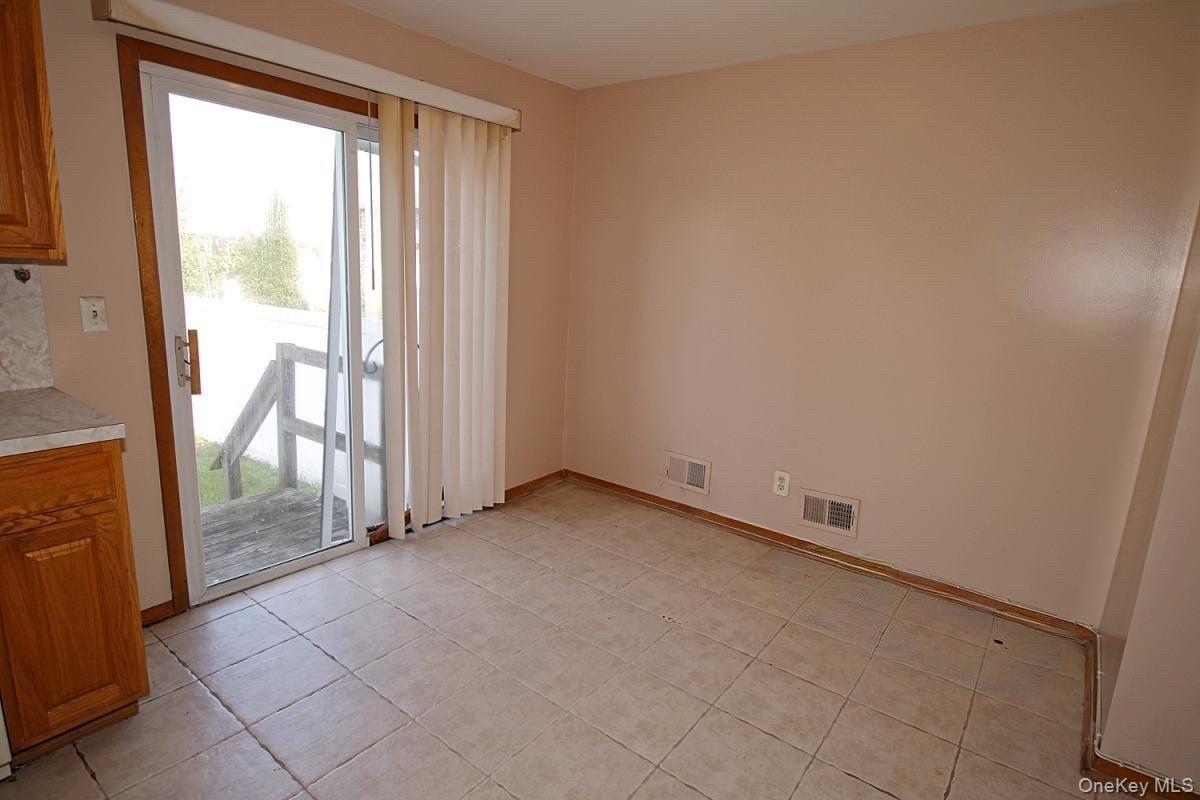 Single Family Abbey Road Staten Island, NY 10308, MLS-1035975-6