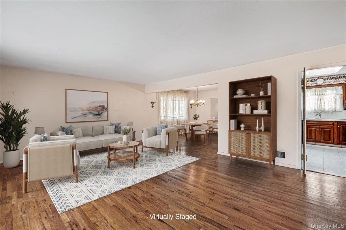 Single Family 14th Avenue  Queens, NY 11357, MLS-1035982-2