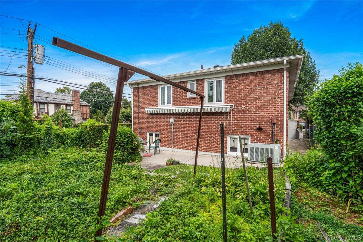 Single Family 14th Avenue  Queens, NY 11357, MLS-1035982-29