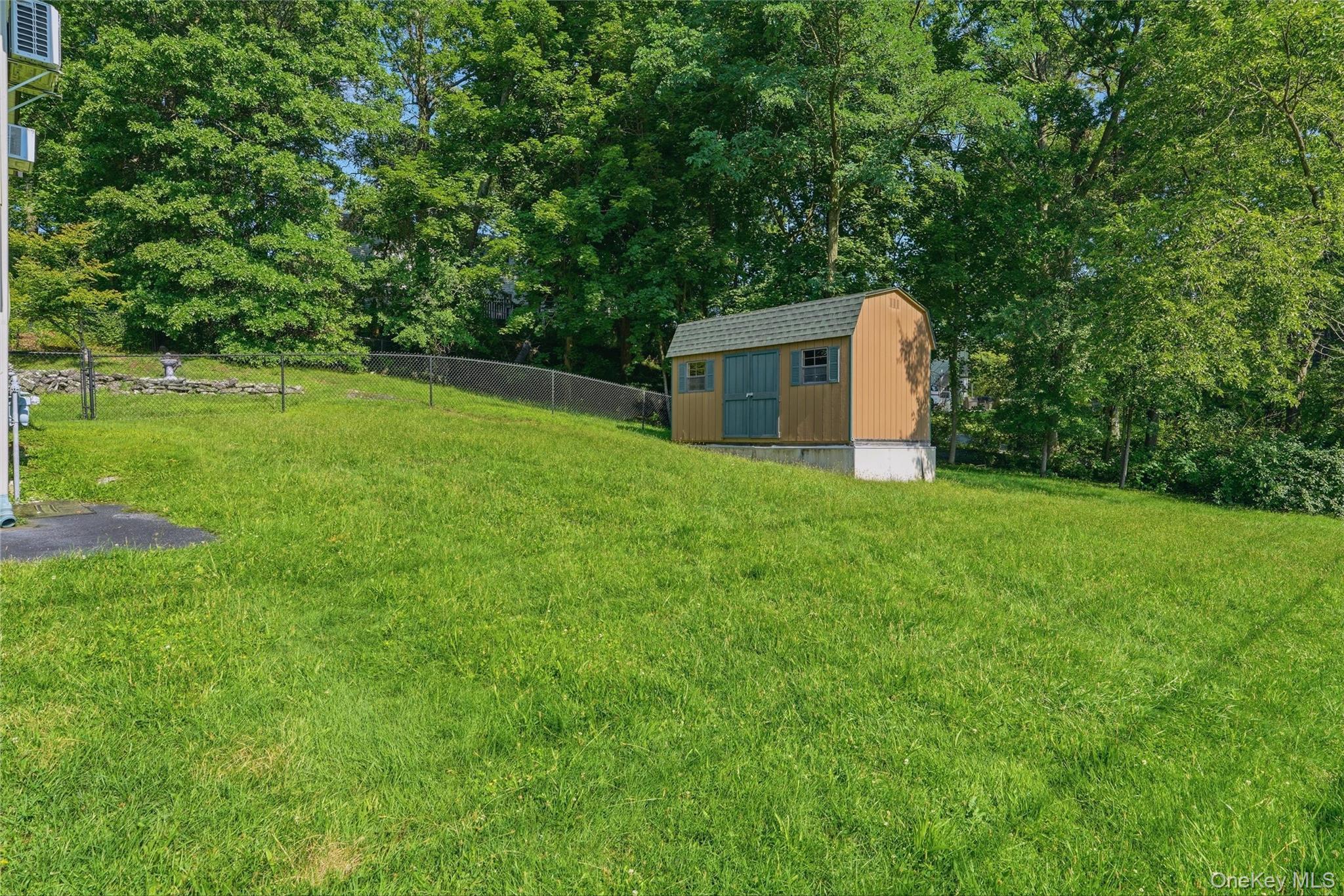 Single Family Scotchtown Avenue  Orange County, NY 10924, MLS-1035987-20