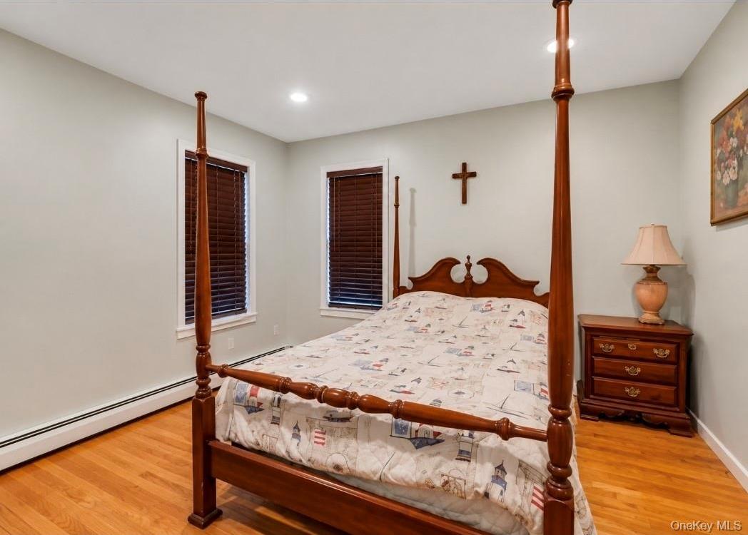 Single Family Division Avenue Suffolk County, NY 11715, MLS-1035989-14