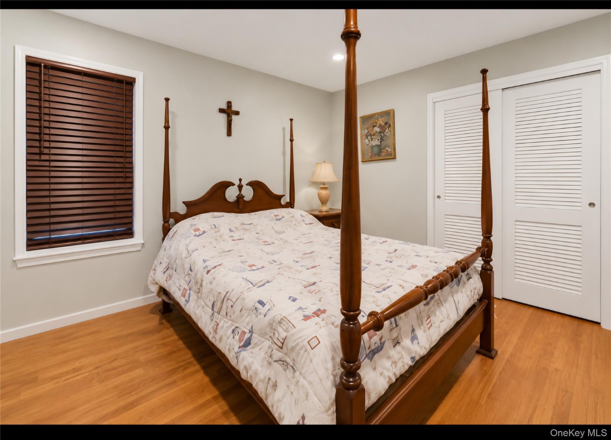 Single Family Division Avenue Suffolk County, NY 11715, MLS-1035989-15