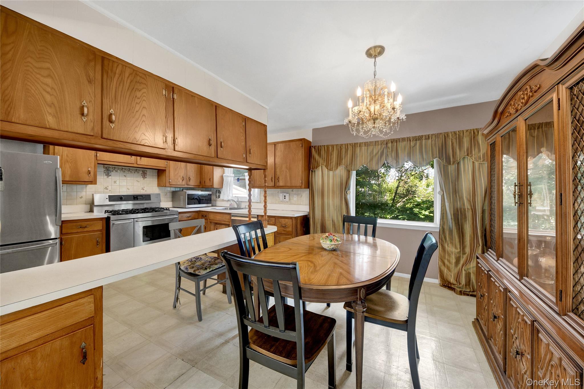 Single Family Stockbridge Road Westchester County, NY 10710, MLS-1036000-10