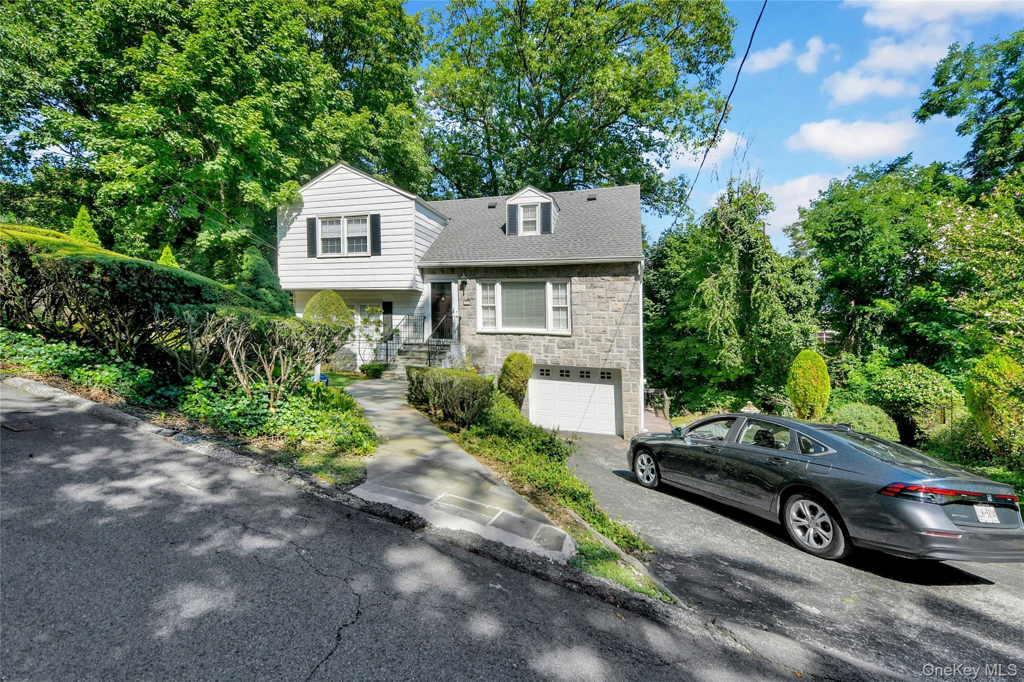 Single Family Stockbridge Road Westchester County, NY 10710, MLS-1036000-3