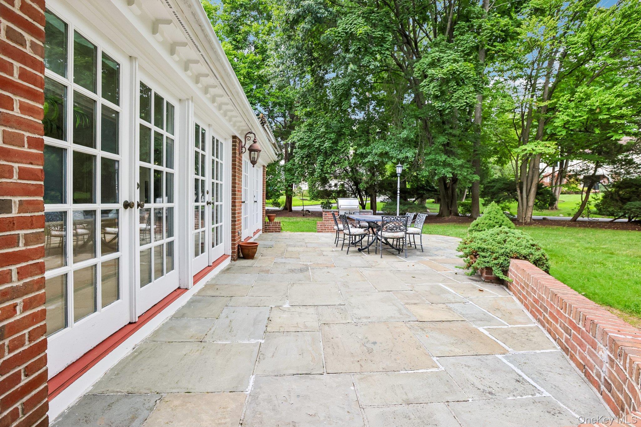 Single Family Greenhaven Road Westchester County, NY 10580, MLS-1036005-13