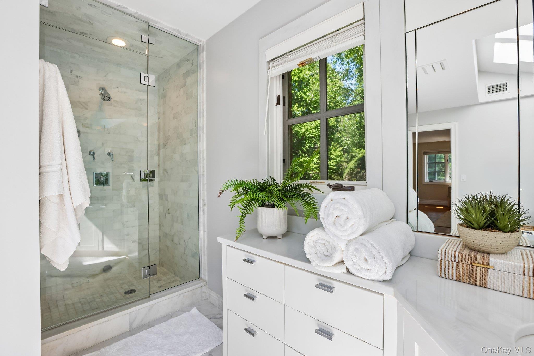 Single Family Greenhaven Road Westchester County, NY 10580, MLS-1036005-37