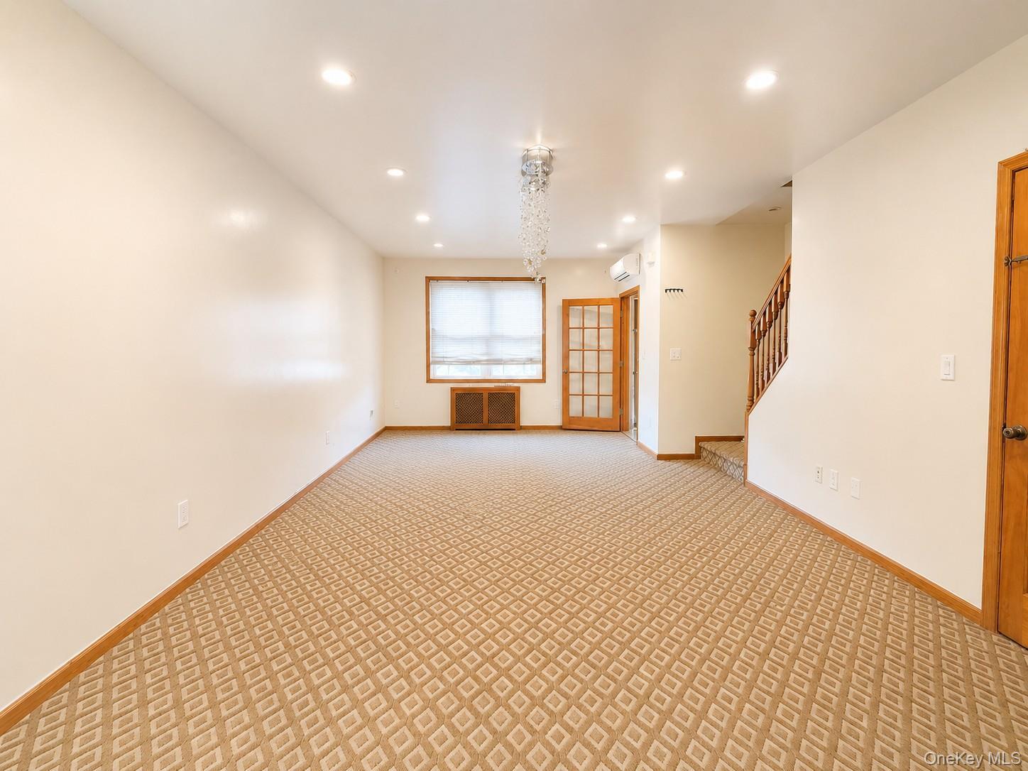Single Family 73rd Avenue Queens, NY 11367, MLS-1036011-4