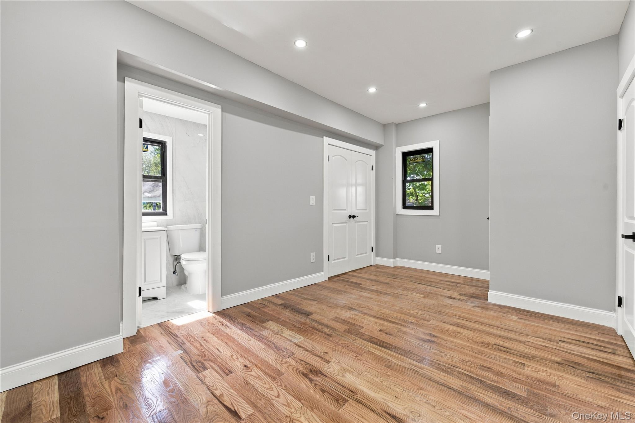 Single Family 200th Street  Queens, NY 11423, MLS-1036023-10