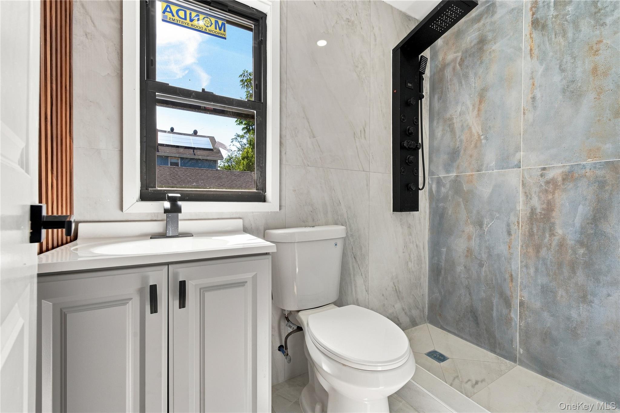 Single Family 200th Street  Queens, NY 11423, MLS-1036023-18