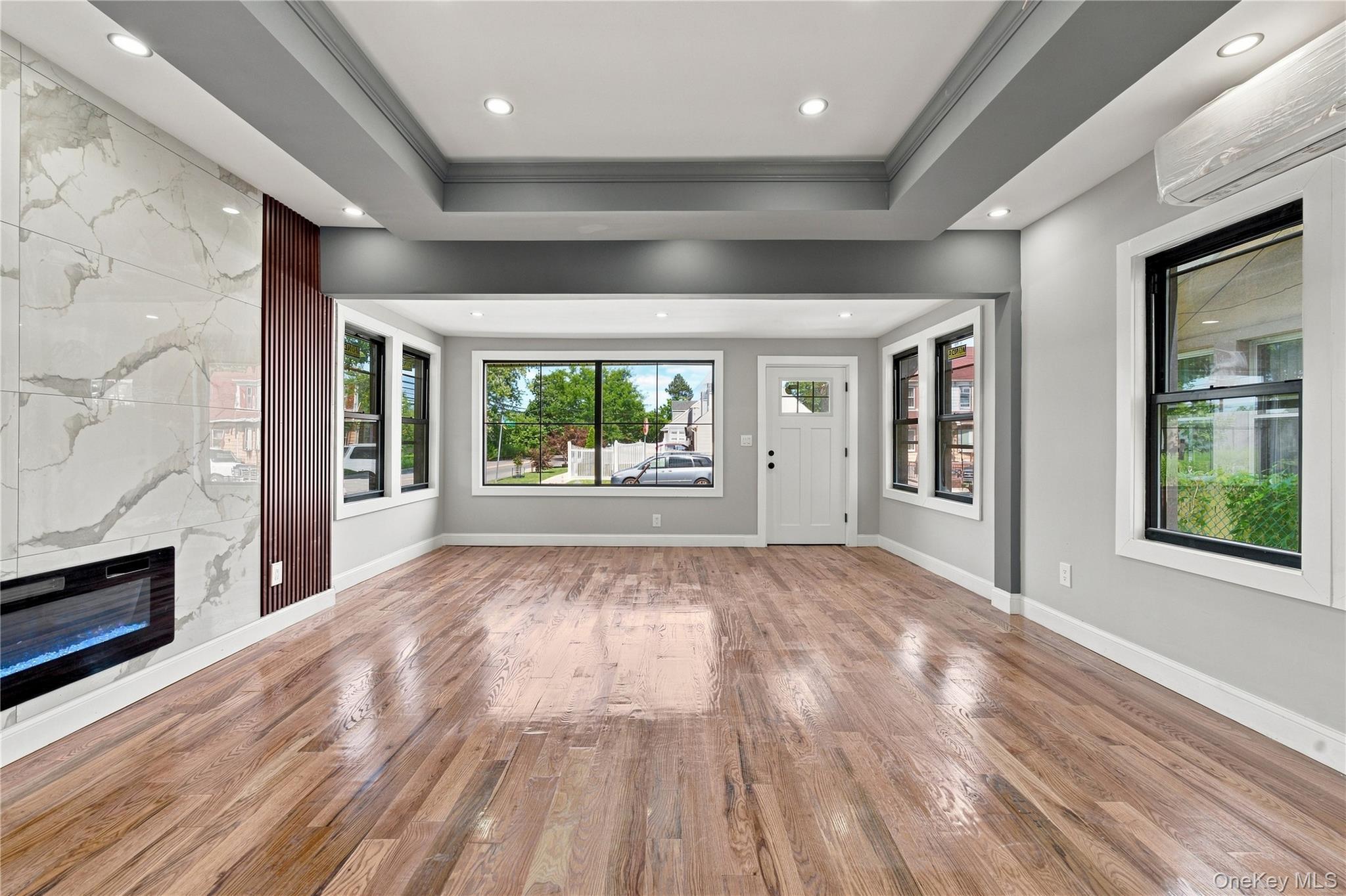 Single Family 200th Street  Queens, NY 11423, MLS-1036023-7