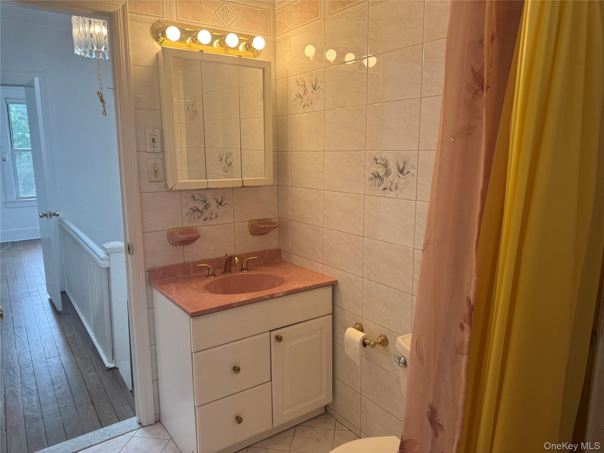 Single Family 127th Street Queens, NY 11415, MLS-1036040-10