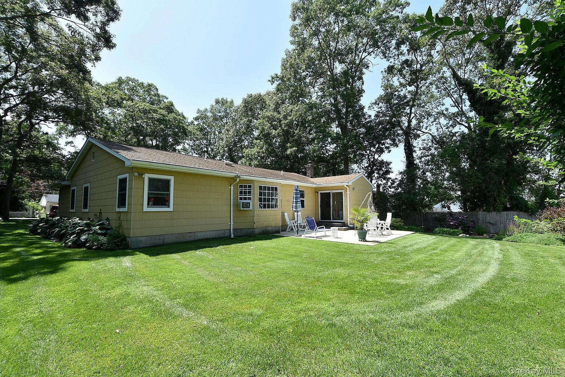 Single Family Deer Road Suffolk County, NY 11779, MLS-1036042-20