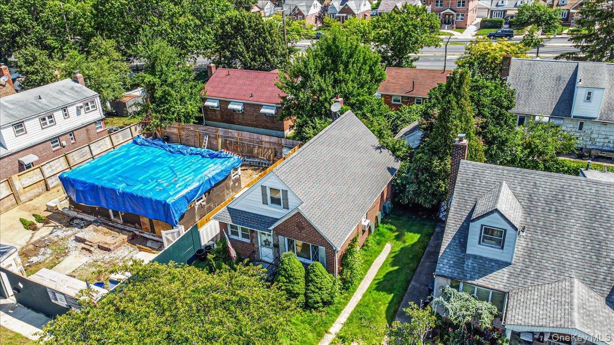 Single Family 253rd Street Queens, NY 11426, MLS-1036052-2