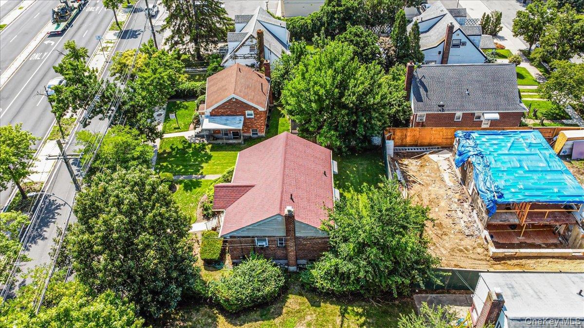 Single Family 253rd Street Queens, NY 11426, MLS-1036052-4
