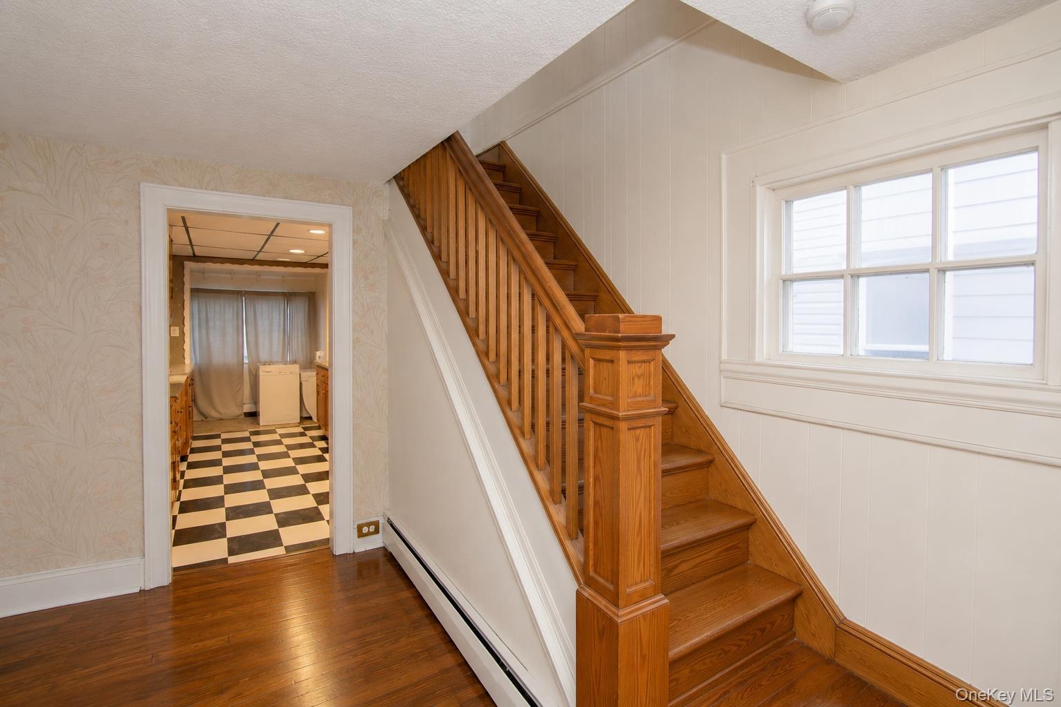 Single Family Willow Avenue  Nassau County, NY 11550, MLS-1036056-14