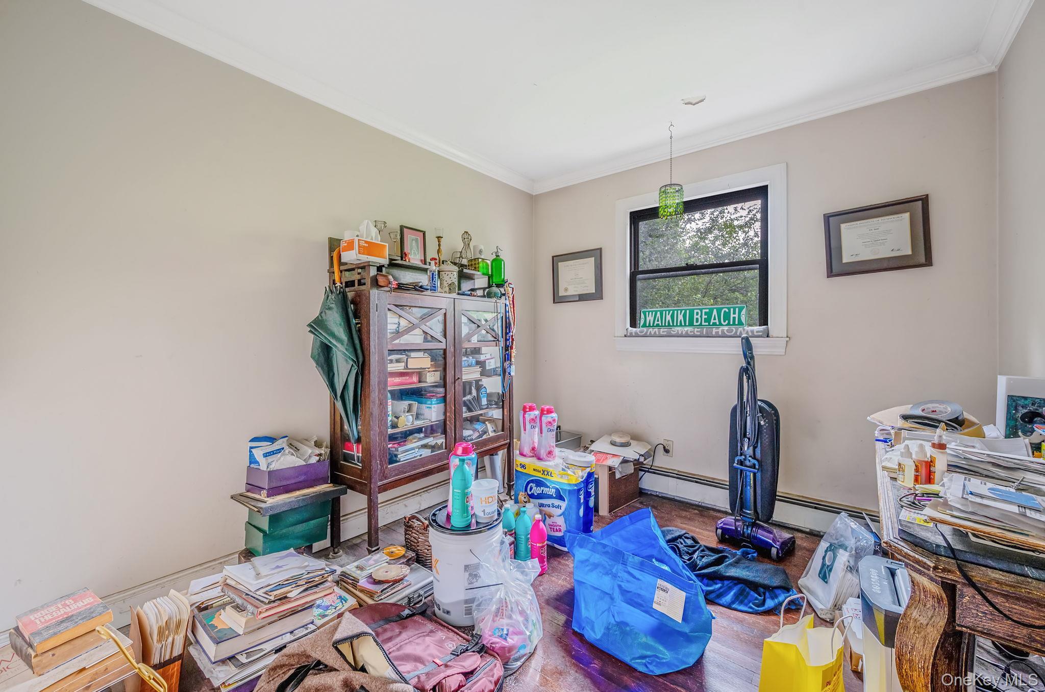 Single Family Nassau Road Suffolk County, NY 11743, MLS-1036058-16