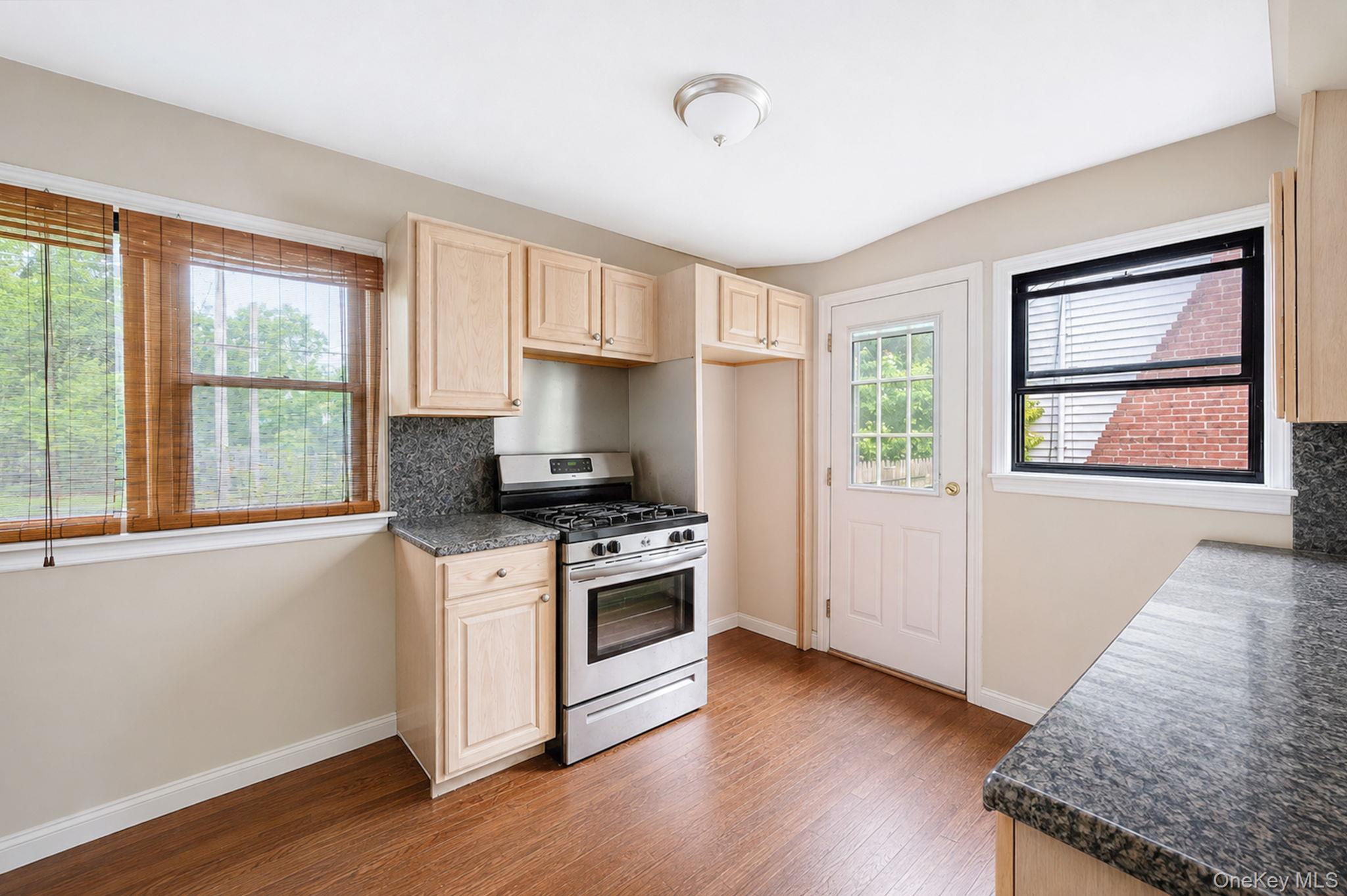 Single Family Nassau Road Suffolk County, NY 11743, MLS-1036058-20
